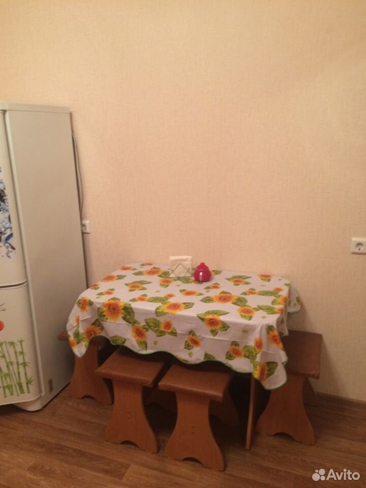 2-к квартира, 59 м², 4/10 эт.