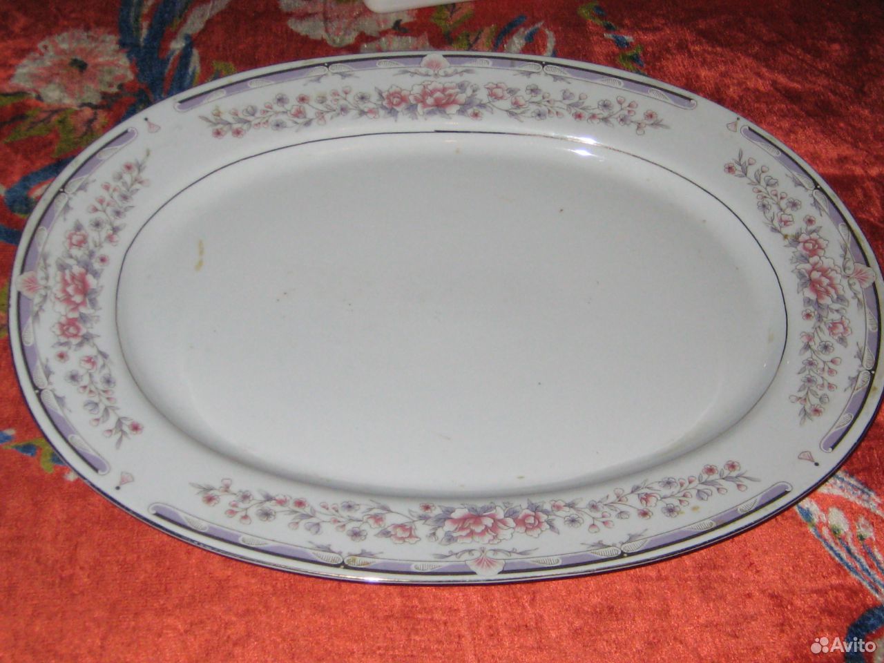Тарелка бу купить. Овальная тарелка с бортиками. Овальные декоративные тарелки. Тарелка овальная для рыбы СССР. Arabia овальная тарелка.