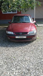 Opel Vectra 1.5 AT, 1997, седан