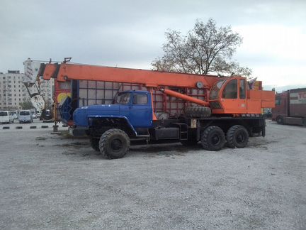 Автокран 25 тонн, 2012