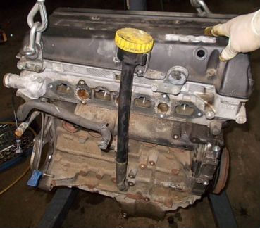 Двигатель Saab 2л