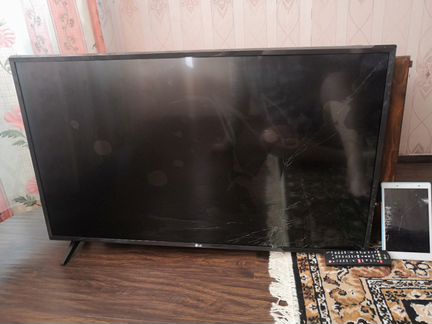 Продам телевизор LG Smart TV 43 диагональ покупал