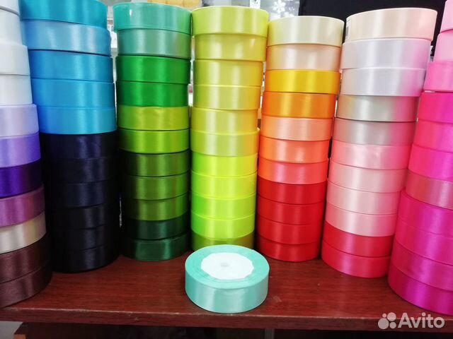 Ленты атласные 25мм. в рулонах