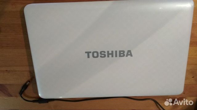 Крышка матрицы с рамкой для ноутбука Toshiba L775