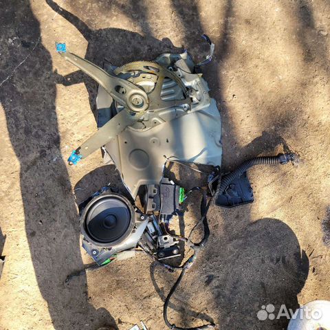 Стеклоподъемник водительский на вольво хс90