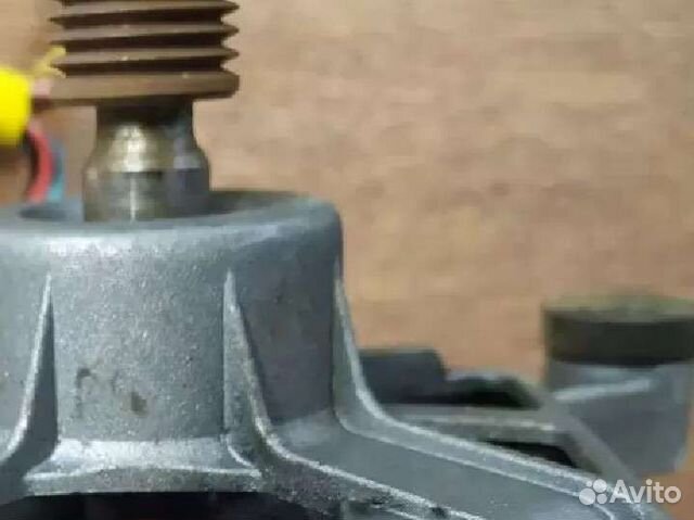 Электрический двигатель