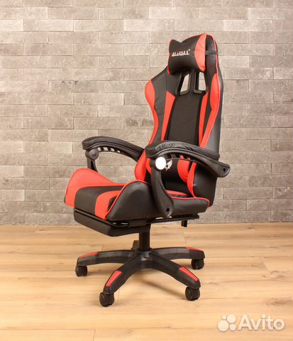 Геймерское кресло Kiv с подставкой под ноги