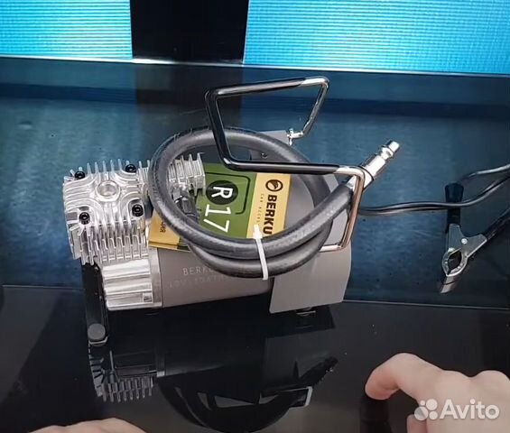 Компрессор автомобильный berkut R17 насос