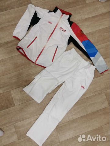 Спортивный костюм