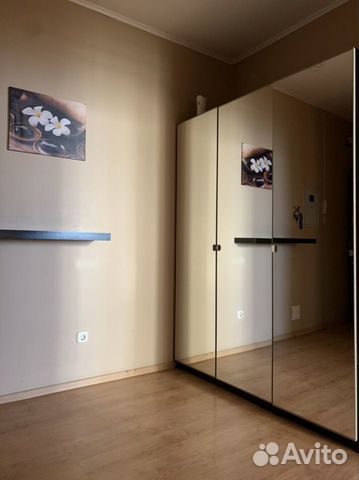 

1-к. квартира, 60 м², 7/17 эт.