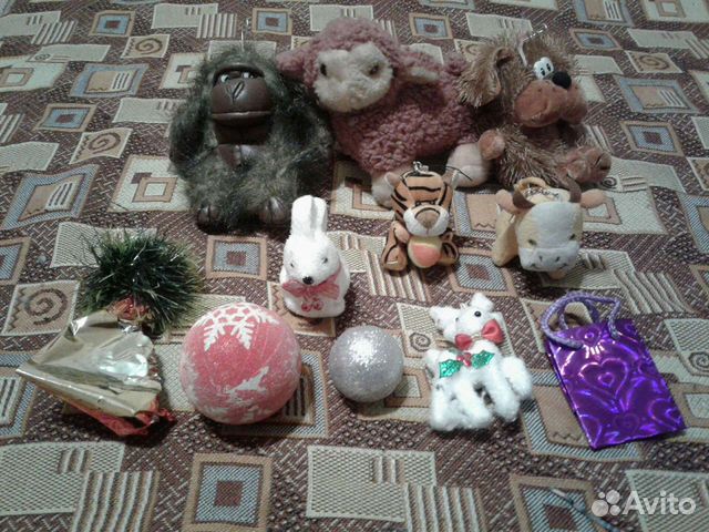 Новогодние игрушки
