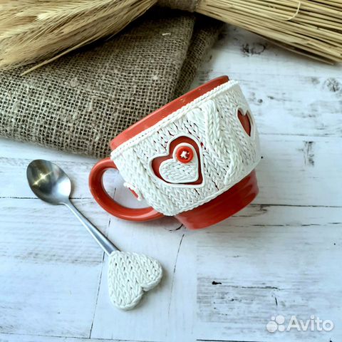 Кружка с декором из полимерной глины