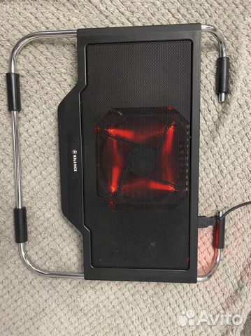 Подставка с охлаждением для ноутбука