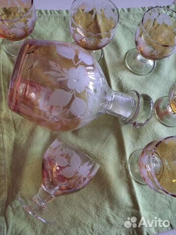 Рюмки и графин