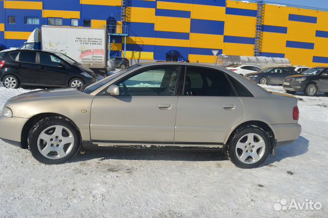 Audi A4 1.8 AT, 2000, 240 000 км