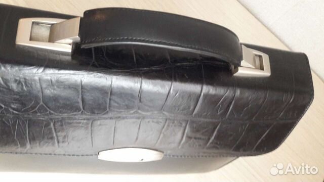 Кожаный портфель