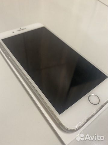 Телефон iPhone 8 plus 64gb