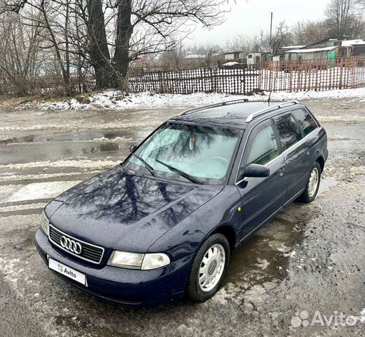 Audi A4 2.4 AT, 1998, 197 000 км