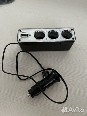 Переходник для зарядки в автомобиле