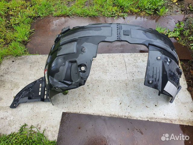 Подкрылок передний правый 86820-2P000