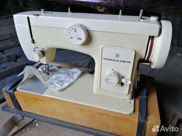 Швейная машина Чайка 132м