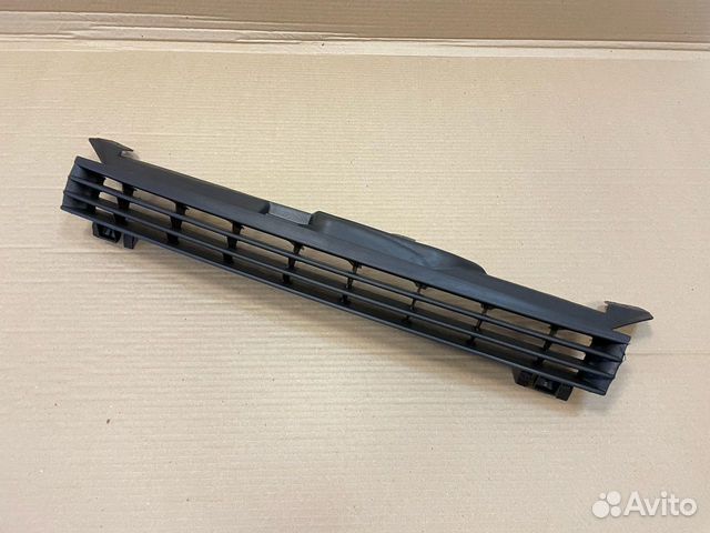 Решетка радиатора калина 1 без знака новая