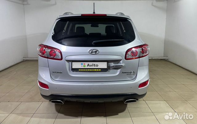 Hyundai Santa Fe `2010