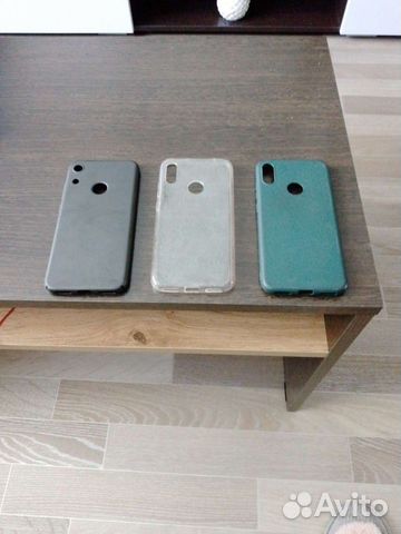 Чехлы на телефон