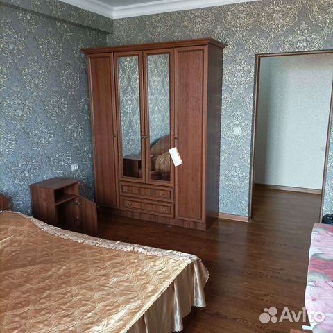 

2-к. квартира, 72 м², 9/9 эт.