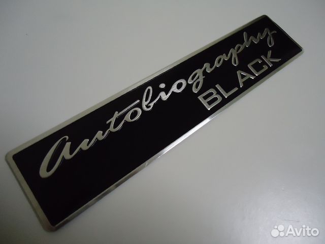 Range Rover Autobiography Black LR020565 эмблема Range Rover Autobiography Black LR020565 эмблема