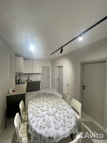 

5-к. квартира, 100 м², 1/4 эт.