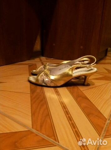 Море обуви 38 разм-босоножки,слипоны,туфли,сапоги