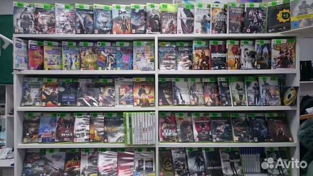 X-BOX 360E 4GB, на гарантии, в отл. состояни