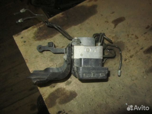 Блок ABS (насос) для Toyota Corolla E15 2006-2013 Блок ABS (насос) для Toyota Corolla E15 2006-2013