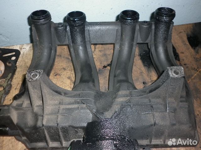 Коллектор впускной Пежо Ситроен 1.9 d 69 л.с Коллектор впускной Пежо Ситроен 1.9 d 69 л.с