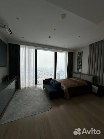 

Квартира-студия, 55 м², 1 кровать