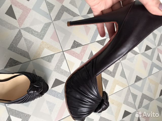 Туфли Cristian Louboutin оригинал Туфли Cristian Louboutin оригинал
