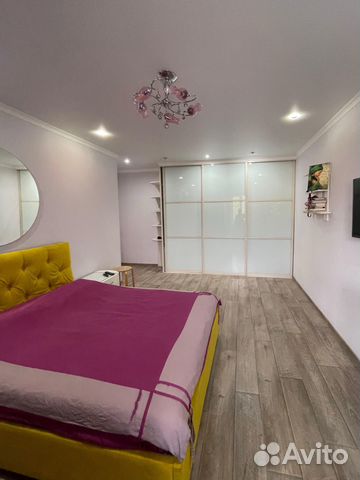 

1-к. квартира, 54 м², 1 кровать