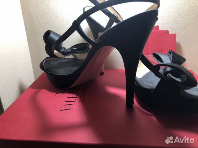 Босоножки Valentino (оригинал) Босоножки Valentino (оригинал)