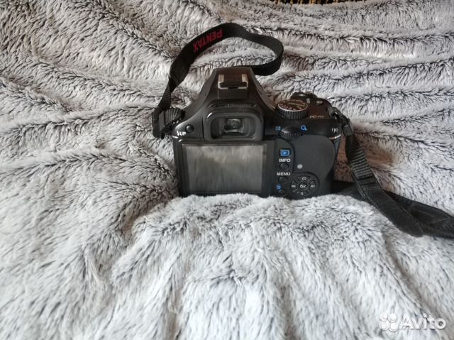 Фотоаппарат Pentax K-m с объективом SMC Pentax-DA Фотоаппарат Pentax K-m с объективом SMC Pentax-DA