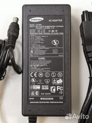 Блок питания для ноутбука SAMSUNG 14V 3A 6.5x4.4mm Блок питания для ноутбука SAMSUNG 14V 3A 6.5x4.4mm