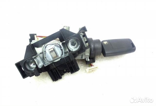 Замок зажигания Skoda Octavia A7 (2013+) Замок зажигания Skoda Octavia A7 (2013+)