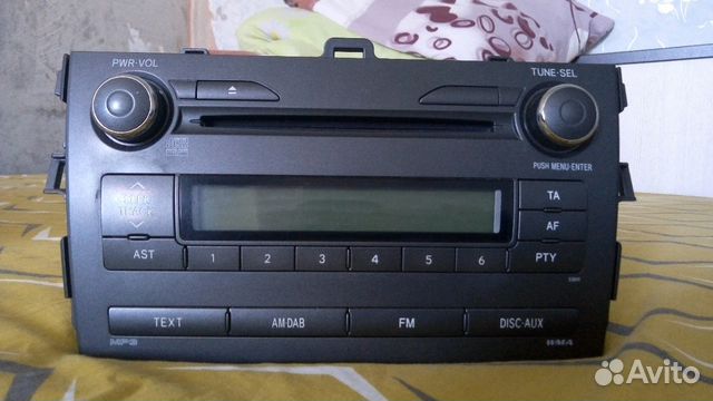 Штатная магнитола тойота королла 2011