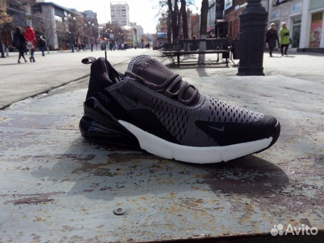 Кроссовки Nike Air Max 270 43 р-р