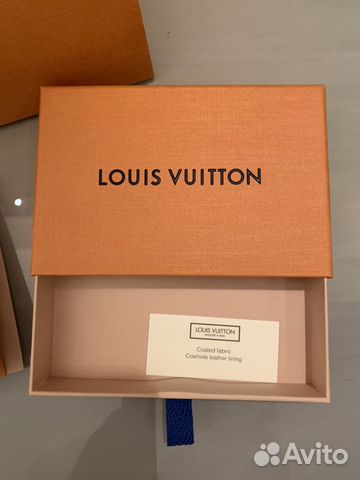 Коробка Louis Vuitton