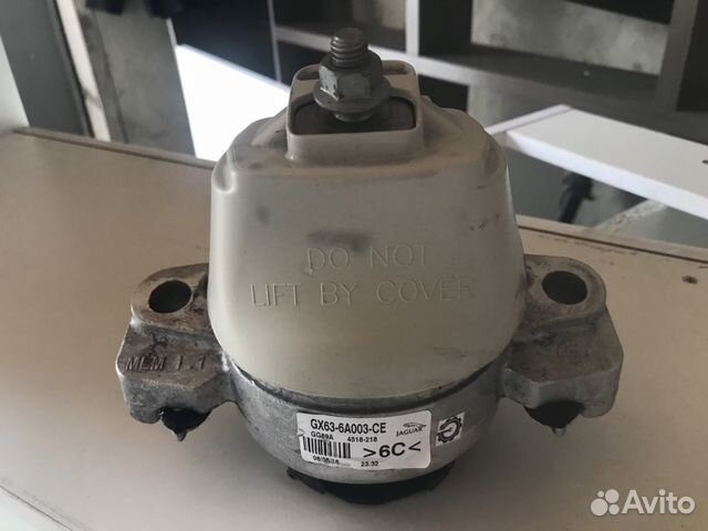 Подушка двигателя