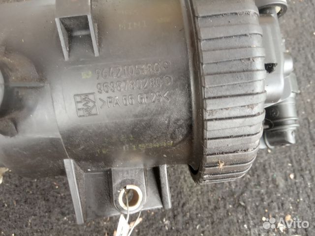 Корпус топливного фильтра Ситроен берлинго 2.0 Корпус топливного фильтра Ситроен берлинго 2.0