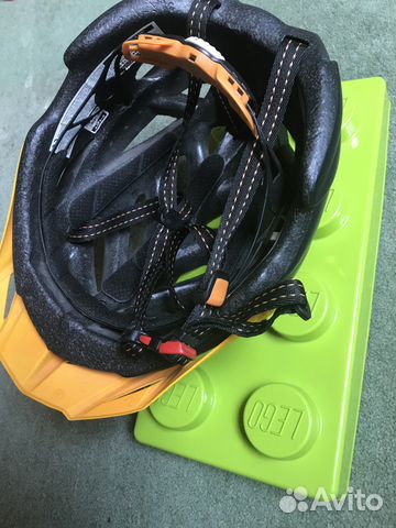 Велосипедный шлем Met 54-61