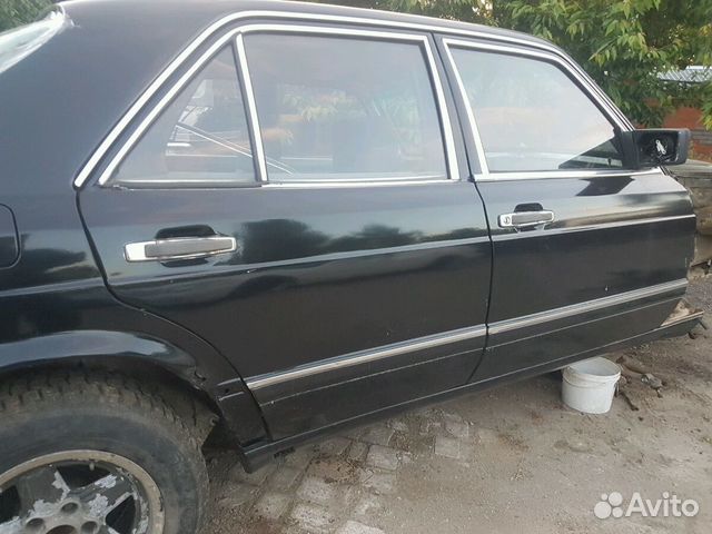 Стекло боковое Мерседес W126