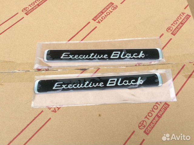 Эмблема Land Cruiser 200 Executive Black Эмблема Land Cruiser 200 Executive Black